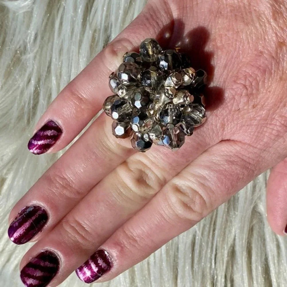 🟣 (2/$20) - Fun Large Beaded Stretch Ring - One Size - Picture 2 of 8